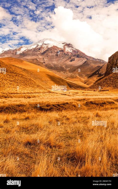 Volc N Chimborazo En Ecuador Metros Su Ubicaci N A Lo Largo De La