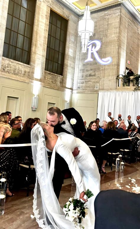 routsong funeral home stroop road 7