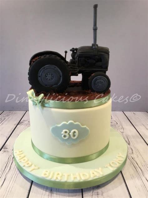 Ferguson Tractor Cake Decorated Cake By Dinkylicious Cakesdecor