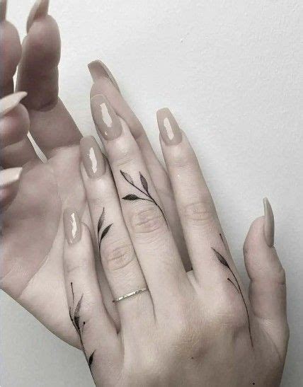 Pin By Mamma Mette On Tatuering In 2024 Hand And Finger Tattoos