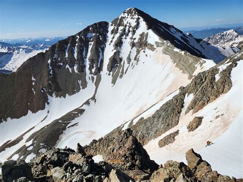 Castle Peak Mountain Photo by Fernando Briones | 8:42 am 10 Jun 2023