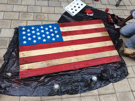 American Flag Pallet : 4 Steps (with Pictures) - Instructables