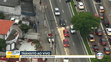 V Deo Morador De Rua Morre Ap S Ser Atropelado Na Rodovia Anchieta Em