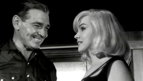 Infinitemarilynmonroe Marilyn Monroe And Clark Gable On The Set