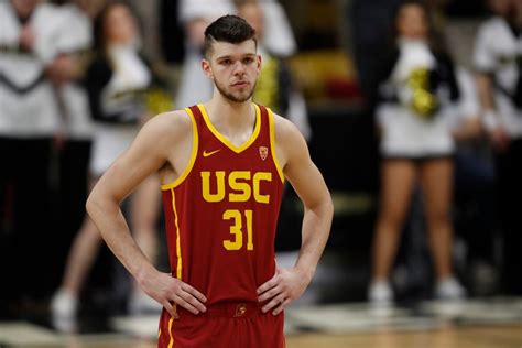 Freshmen Standouts Lead USC Basketball Past Villanova In Exhibition Match