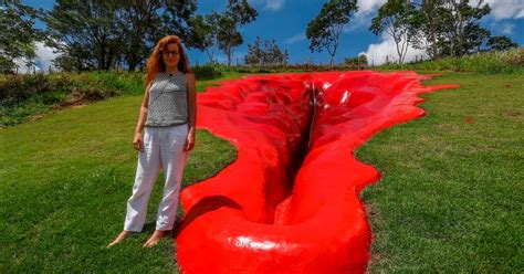 La Gigantesca Escultura De La Vulva De Una Mujer Desata Polémica En Brasil Infobae