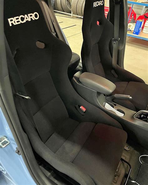 Sitzkomplettangebot Recaro PolePosition (ABE) alle Teile