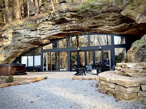 You Can Stay In A Cave House During Your Next Visit To Hocking Hills