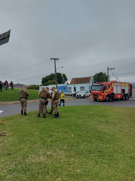 Homem Morre Ap S Ser Atropelado Por Caminh O Em Lages