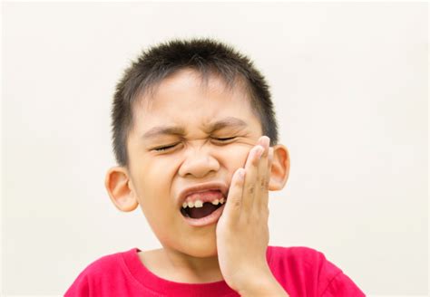 How Do You Handle A Knocked Out Tooth Other Common Dental Emergencies