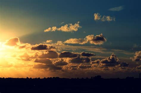 Sun and Clouds · Free Stock Photo