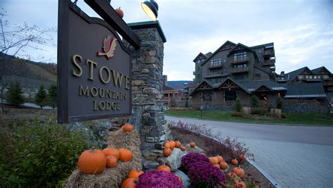11 hotels with great fall foliage views