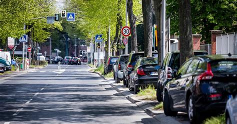 Düsseldorf Forderung nach mehr Tempo beim Anwohnerparken