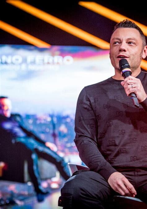 News Radioitalia Tiziano Ferro Festeggia Anni Con Un Nuovo Singolo