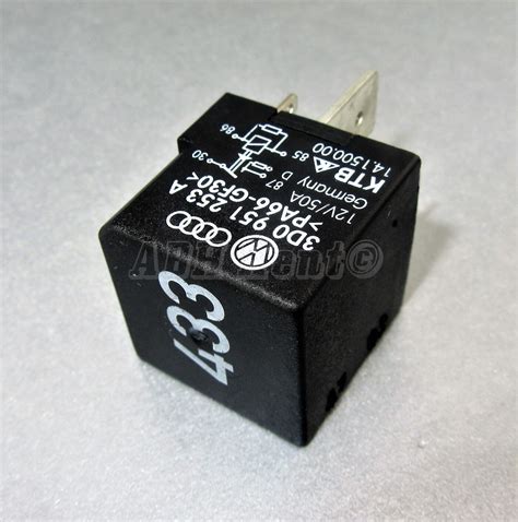 Audi Vw Grey Multi Use Pin Sn Relay K Tyco V