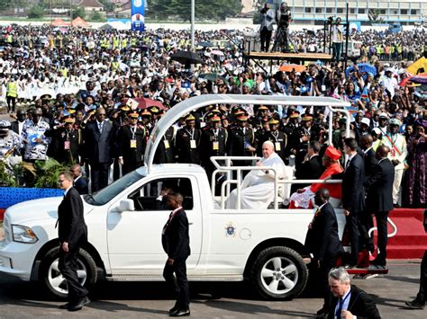 Mais de um milhão de fiéis acompanham missa do Papa na capital da RD Congo