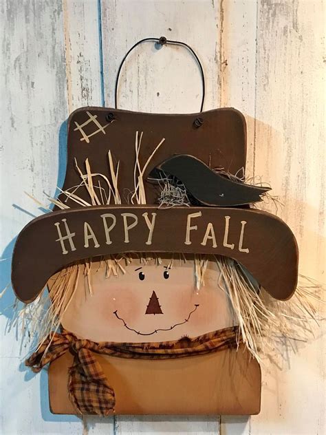 Primitive Fall Wood Scarecrow Face With Crow And Homepsun 1000 Wood Scarecrow Scarecrow