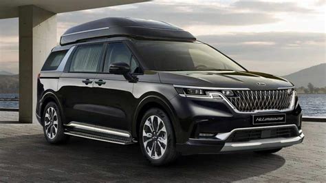 Kia Carnival's top-end Hi-Limousine variant revealed