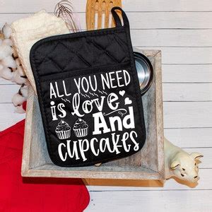 POT HOLDER Oven Mitt Hot Pad Choose From Multiple Designs Etsy