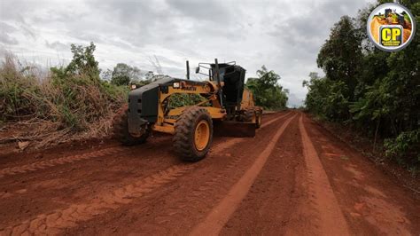 Motoniveladora Patrolamento De Estrada Estreita Patrol Patrola Road