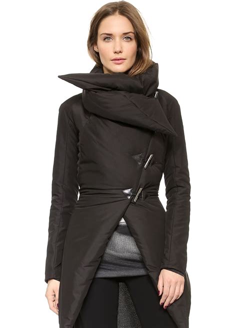 Верхняя одежда для женщин – осень 2016