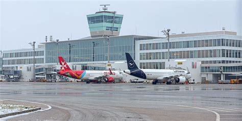 Airport Streiks Legen Deutschen Flugverkehr Am Freitag Lahm