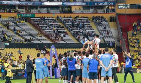 El Sentido Homenaje De La Selección De Ecuador A Ángel Mena Por Su