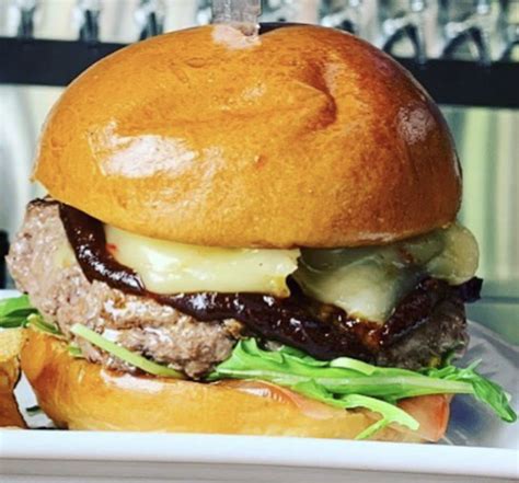 16 Best Grass Fed Burgers In Los Angeles The Appropriate Omnivore