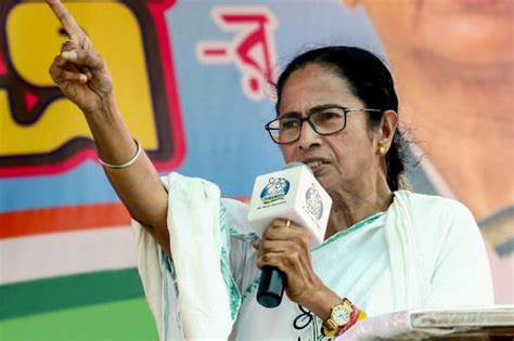 Mamata Banerjee Loses Cool Yet Again Over Jai Shri Ram Slogans News18