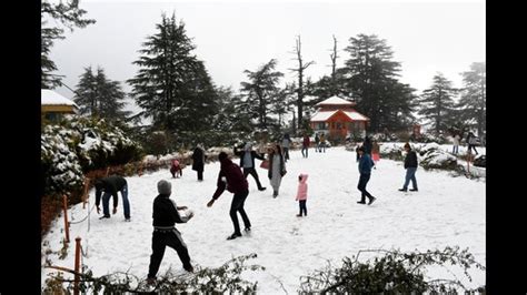 Himachal: Fresh snowfall draws tourists to Shimla, but leaves nearly ...