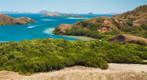 Komodo National Park, Indonesia - UNESCO World Heritage Centre