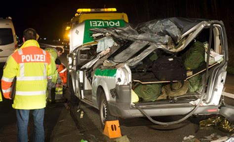 Schwerer Unfall Auf A3 Zwei Polizisten Tot