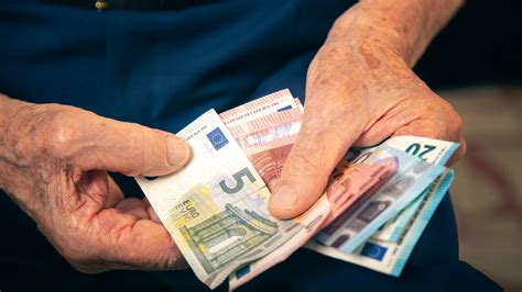 ¿cuánto Subirán Las Pensiones En 2025