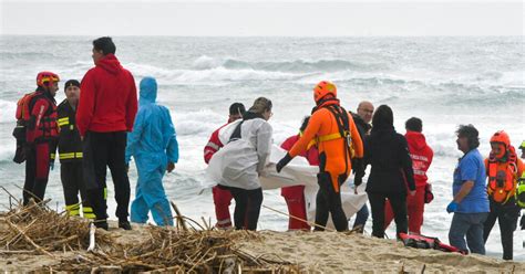 Al Menos 59 Muertos Tras El Naufragio De Un Bote Con Migrantes En La