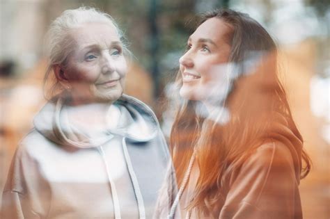 Abuela Y Nieta Mujeres Imagen De Doble Exposici N Retrato De Mujer