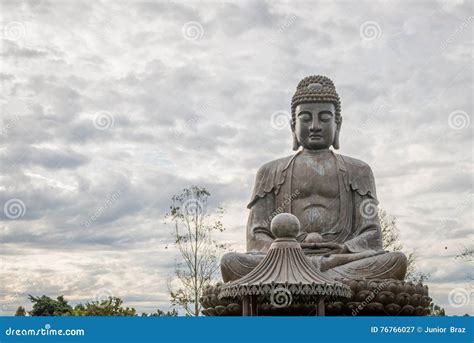 Est Tua Da Buda Usada Como Amuletos Do Budismo Fotografia Editorial