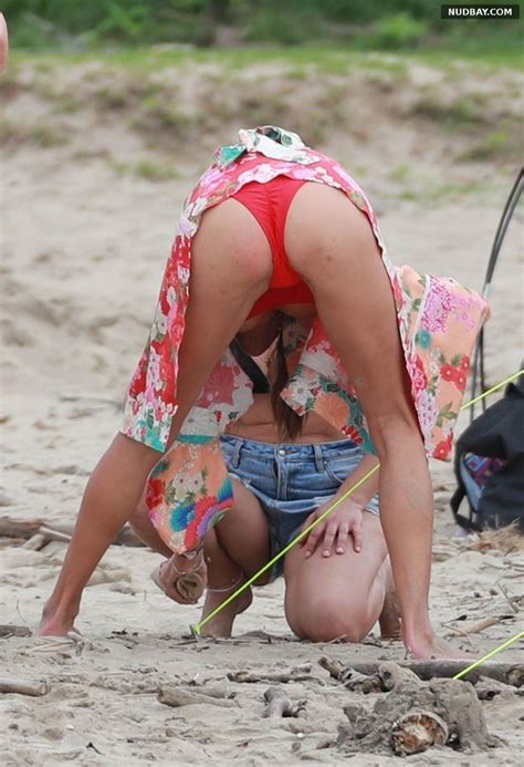 Alessandra Ambrosio Ass Hole On The Beach In Hawaii Apr Nudbay