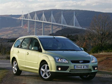 Car In Pictures Car Photo Gallery Ford Focus Wagon 2005 Photo 10