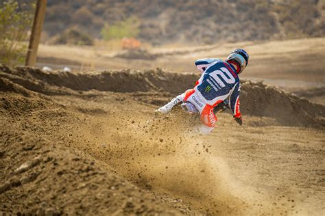 First Ride On The Yamaha Yz Right For Cc Graduate Racer X