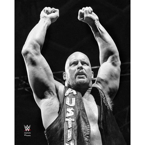 Stone Cold Steve Austin Wwe Unsigned Black And White Raising Arms