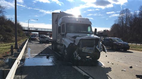 Police Tractor Trailer Caused Fatal Multi Vehicle Crash On I 495