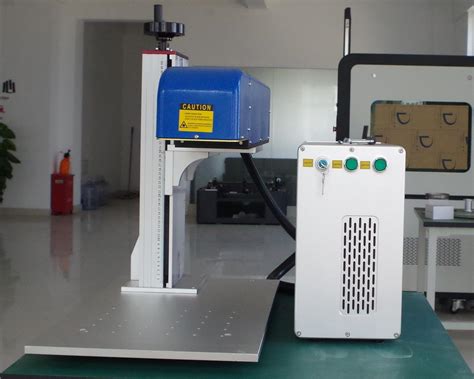 Mopa 80W 100W 3D Dynamic Focusing Fiber Laser Marking Machine With