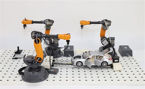 Axis Mini Industrial Robot For Education By Oz Robotics