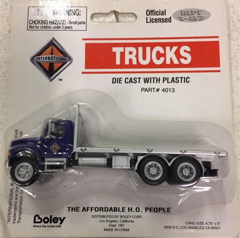 International Flatbed Truck | Model Trucks | hobbyDB