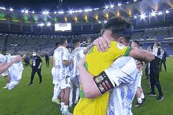 Brazil Team Player Hugging Rival GIFDB