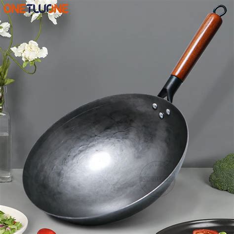 Craft Wok Traditional Hand Hammered Carbon Steel Pow Wok