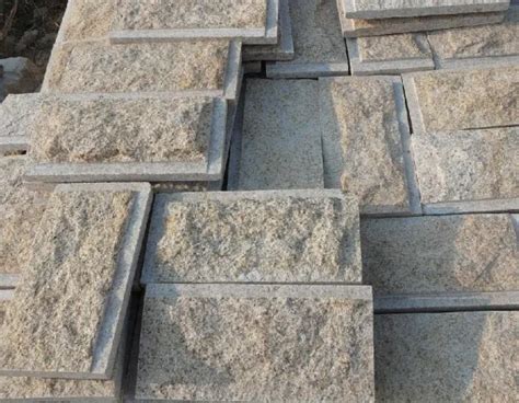 Chinese G Rustic Yellow Granite For Cube Landscape Paving Cobble