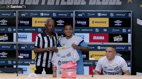 Vídeo Confira a coletiva de imprensa do Santos apresentando Otero e