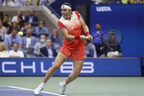 Ons Jabeur affrontera mardi la Biélorusse Aryna Sabalenka Réalités