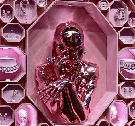 Pink Thing Of The Day: Swarovski Store Display Wall | The Worley Gig